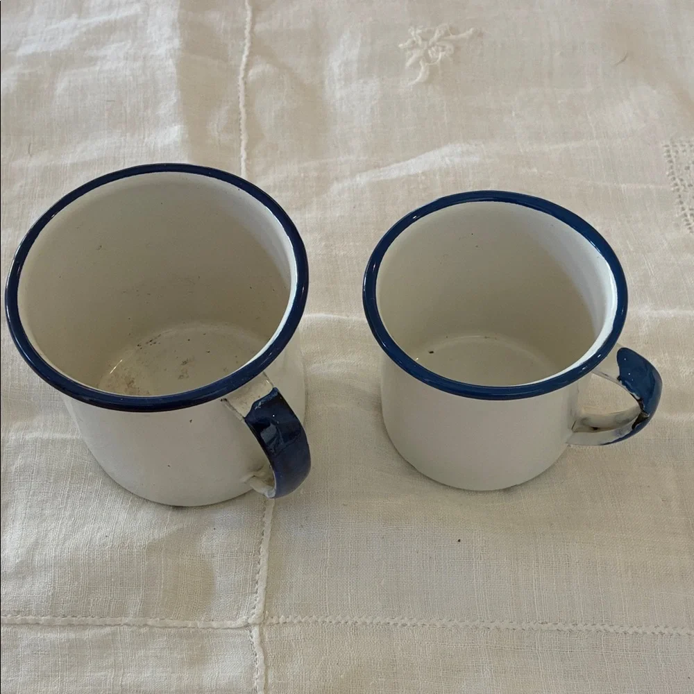 Classic White Blue Enamelware Mugs/ Shaving Mugs/Vases/Bathroom Organizers